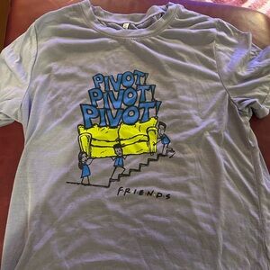 FRIENDS Pivot Tee Size XL